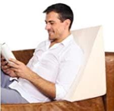 COJIN TRIANGULAR PARA VER  T.V O MULTIFUNCIONAL